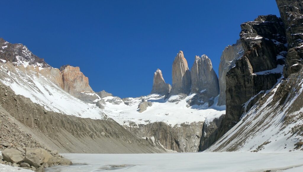 montanha coberta de neve