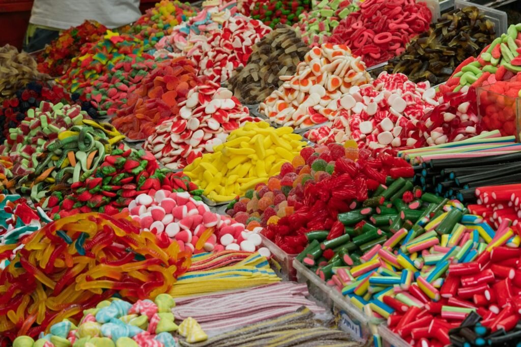 doces de cores variadas