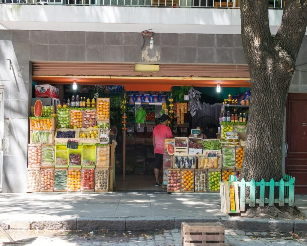 exposição de alimentos variados na loja