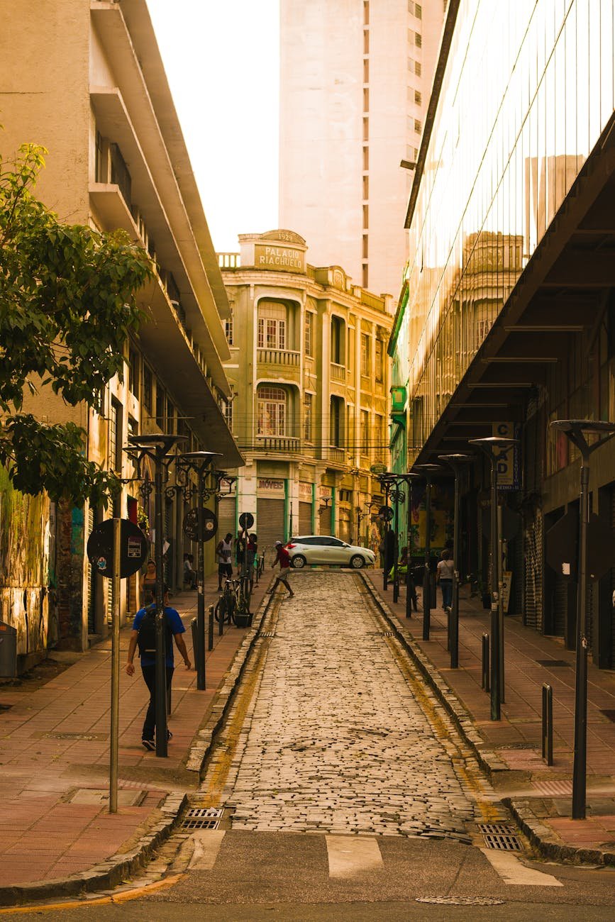 narrow cobblestone alley in city