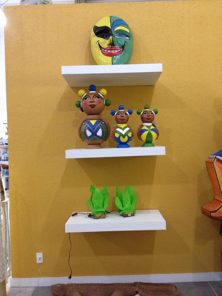 Artesanato brasileiro colorido
