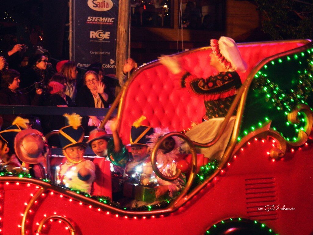 Carro alegórico natalino iluminado