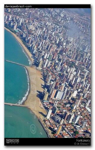 Fortaleza vista aérea praia